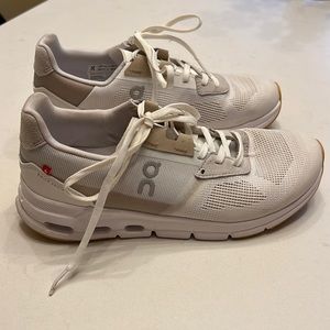 On Sneakers size 6.5 — Sand | White